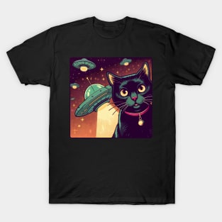 Retro cat selfie with UFO T-Shirt